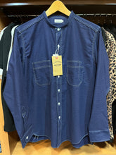 画像をギャラリービューアに読み込む, WAREHOUSE & CO.
Lot 3057
WABASH DOT PRINT SHIRTS
(STAND COLLAR)