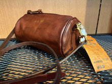 画像をギャラリービューアに読み込む, VASCO
LEATHER VOYAGE DRUM BAG
VSE-290L