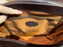 画像をギャラリービューアに読み込む, VASCO / VS-247L
LEATHER POSTMAN SHOULDER BAG -REGULAR