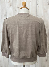 画像をギャラリービューアに読み込む, A PIECE OF LIBRARY メランジコットンオリーヴT