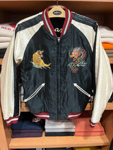 画像をギャラリービューアに読み込む, TAILOR TOYO
TT15795-128
Mid 1950s Style Velveteen (Two-tone) × Acetate Souvenir Jacket
"WHITE DRAGON" × “EAGLE"