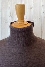 画像をギャラリービューアに読み込む, JOHNBULL カシミヤ混ハイネックニット