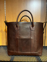 画像をギャラリービューアに読み込む, VASCO VS-264TL
LEATHER BOAT TOTE BAG
