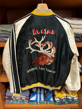 画像をギャラリービューアに読み込む, TAILOR TOYO
Lot No. TT15973-119
Late 1950s Style Acetate Quilted Souvenir Jacket
“MOOSE" × "ALASKAN EAGLE"