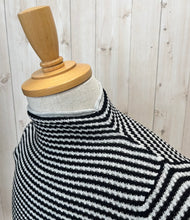 画像をギャラリービューアに読み込む, Mao made ゆるっふわっワッフル編みモックネックプルオーバー