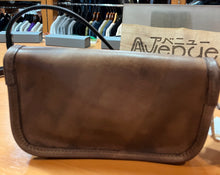 画像をギャラリービューアに読み込む, vasco LEATHER CARRY SHOULDER BAG