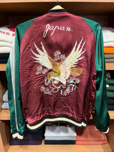 画像をギャラリービューアに読み込む, TAILOR TOYO
KOSHO & CO. SPECIAL EDITION
TT15713-119
Early 1950s Style Acetate Souvenir Jacket
"KOSHO & CO." Special Edition "PIT VIPER" × "EAGLE & SNAKE"