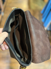 画像をギャラリービューアに読み込む, VASCO
LEATHER POSTMAN SHOULDER BAG -SMALL (USMAIL)