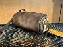 画像をギャラリービューアに読み込む, VASCO
LEATHER VOYAGE DRUM BAG
VSE-290L