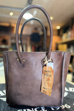 画像をギャラリービューアに読み込む, vasco LEATHER OLD TOTE BAG-MEDIUM