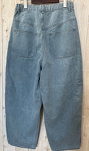 画像をギャラリービューアに読み込む, ESTROISLOSE ダブルニーデニム

