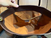 画像をギャラリービューアに読み込む, VASCO VS-264TL
LEATHER BOAT TOTE BAG
