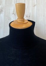 画像をギャラリービューアに読み込む, JOHNBULL カシミヤ混ハイネックニット
