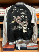 画像をギャラリービューアに読み込む, &quot;KOSHO &amp; CO.&quot; SPECIAL EDITION
TT15808-190 / Acetate Souvenir Jacket
TOYO ENTERPRISE 60th Anniversary Special Edition
&quot;BLACK SNAKE” × &quot;RED SNAKE&quot;
