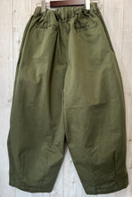 画像をギャラリービューアに読み込む, HARVESTY イージーサーカスパンツ
