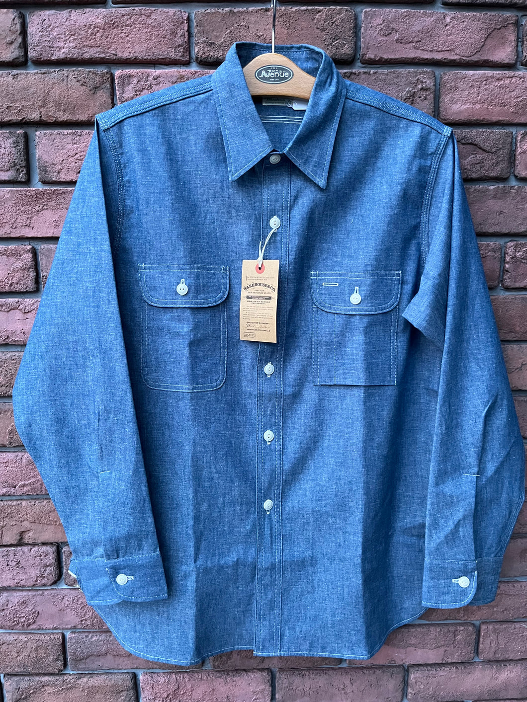 WAREHOUSE & CO.
Lot 3048
BIG YANK TYPE CHAMBRAY SHIRTS