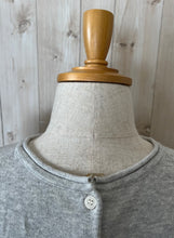 画像をギャラリービューアに読み込む, Mao madeロンTEE感覚で着れてカーディガンとしても着れる2WAYプルオーバー
