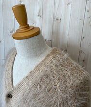 画像をギャラリービューアに読み込む, LE MELANGE Vネックカーデ
