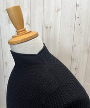 画像をギャラリービューアに読み込む, Mao made ゆるっふわっワッフル編みモックネックプルオーバー
