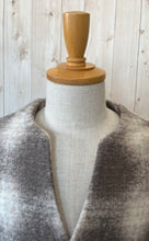 画像をギャラリービューアに読み込む, LE MELANGE コクーンシルエットデザインカーデ
