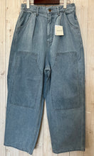 画像をギャラリービューアに読み込む, ESTROISLOSE ダブルニーデニム
