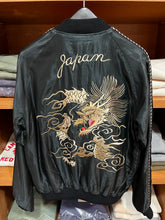 画像をギャラリービューアに読み込む, TAILOR TOYO
TT15972-219
Mid 1950s Style Acetate Souvenir Jacket
"WHITE DRAGON" × "TIGER HEAD”
