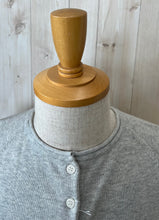 画像をギャラリービューアに読み込む, Mao madeロンTEE感覚で着れてカーディガンとしても着れる2WAYプルオーバー
