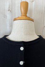 画像をギャラリービューアに読み込む, Mao made ロンTEE感覚で着れてカーディガンとしても着れる2WAYプルオーバー
