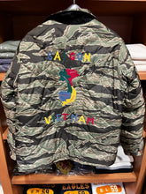 画像をギャラリービューアに読み込む, TAILOR TOYO
TT15979
Early 1960s Style Reversible Vietnam Jacket
"VIETNAM TIGER" × "VIETNAM MAP"
