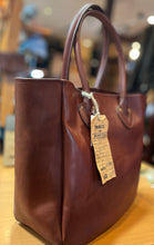 画像をギャラリービューアに読み込む, vasco LEATHER OLD TOTE BAG-MEDIUM
