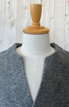 画像をギャラリービューアに読み込む, LE MELANGE コクーンシルエットデザインカーデ
