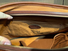 画像をギャラリービューアに読み込む, VASCO
LEATHER NELSON TOTE BAG
VS-263TL
