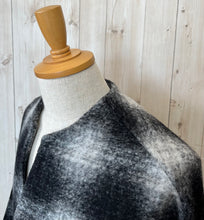 画像をギャラリービューアに読み込む, LE MELANGE コクーンシルエットデザインカーデ
