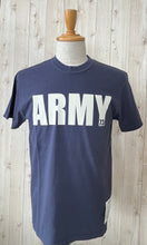 画像をギャラリービューアに読み込む, JOHNBULL[TOP KHAKI]ピグメントARMY Tシャツ
