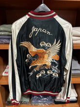 画像をギャラリービューアに読み込む, TAILOR TOYO
TT15972-119
Early 1950s Style Acetate Souvenir Jacket
“EAGLE" × "ROARING TIGER"

