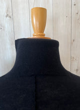 画像をギャラリービューアに読み込む, JOHNBULL カシミヤ混ハイネックニット
