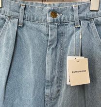 画像をギャラリービューアに読み込む, ESTROISLOSE ダブルニーデニム
